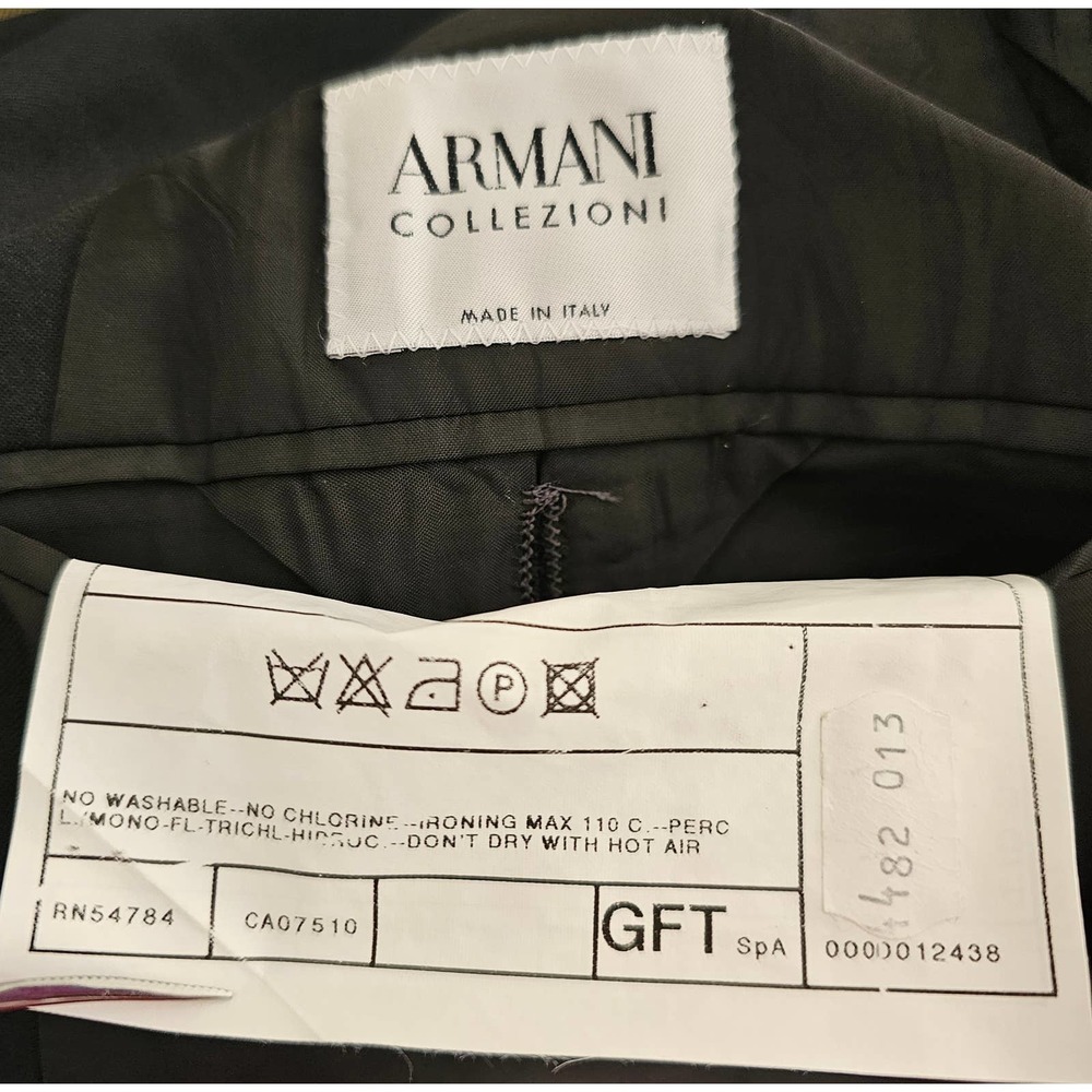 ARMANI COLLEZIONI Vintage Men's Black Wool Single-Breasted Button Blazer Sz 44R - Picture 5 of 11